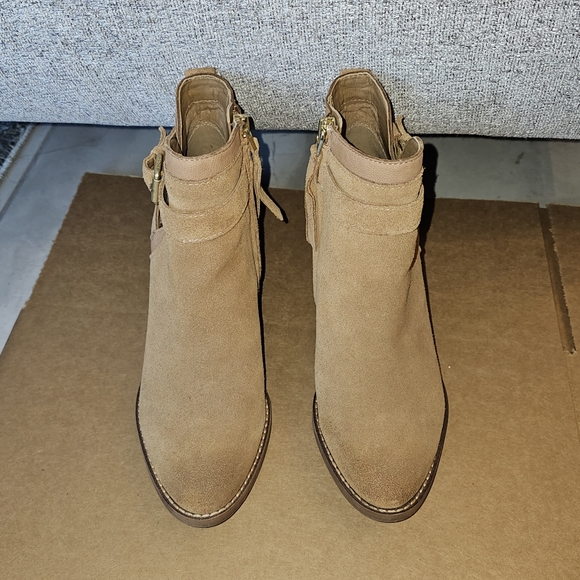 Sam Edelman Booties - Picture 2 of 7